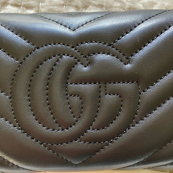 Gucci Marmont Wallet - Picture 4 of 10